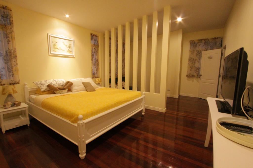 Lada House Bed & Breakfast Lampang Room photo