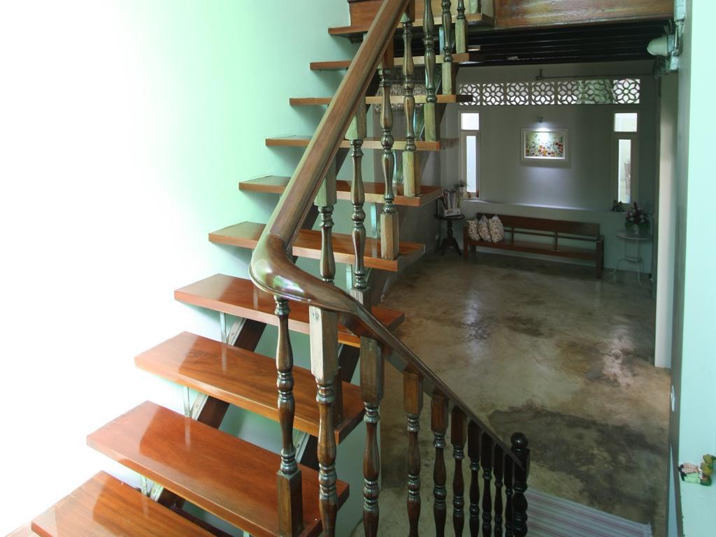 Lada House Bed & Breakfast Lampang Exterior photo